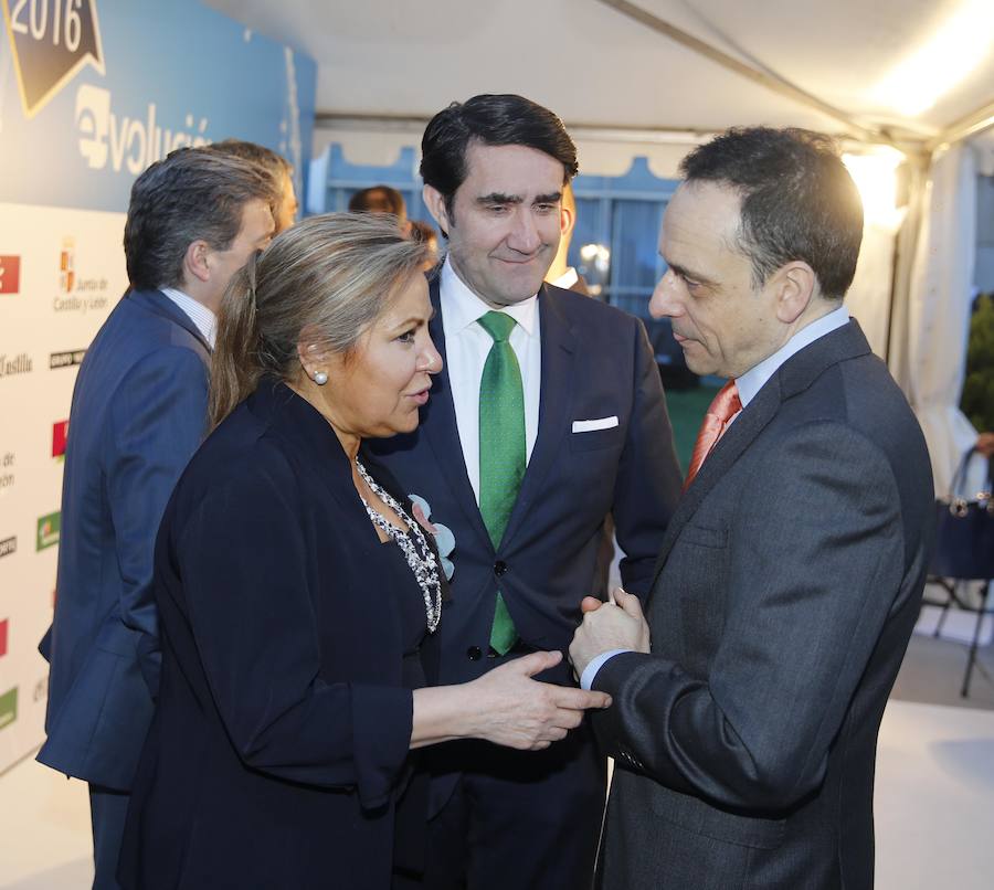 Gala de entrega de los Premios e-volución 2016 2