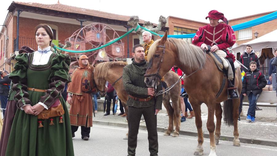 Mercado comunero en Torrelobatón