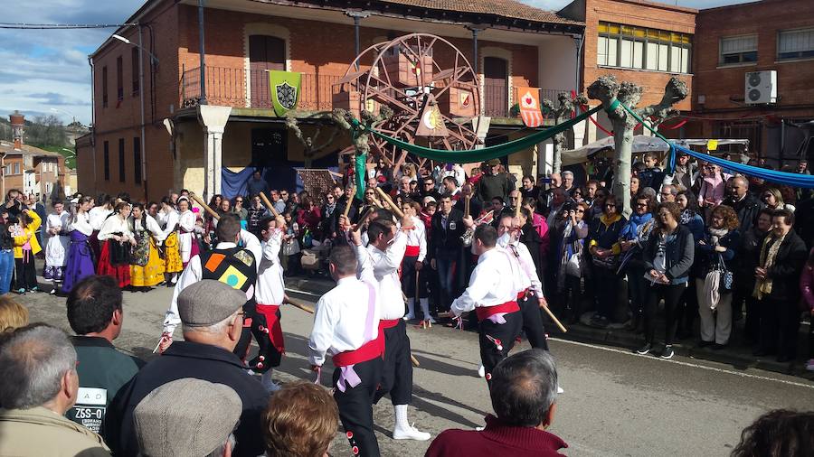 Mercado comunero en Torrelobatón