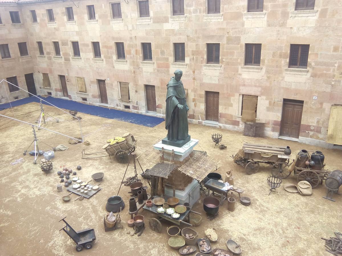 El rodaje de la serie 'Romeo y Julieta' llega a la Universidad de Salamanca