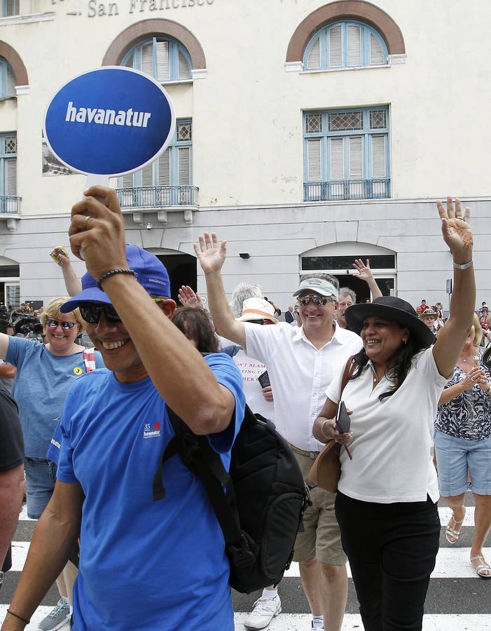 Llega a La Habana el primer crucero estadounidense en medio siglo