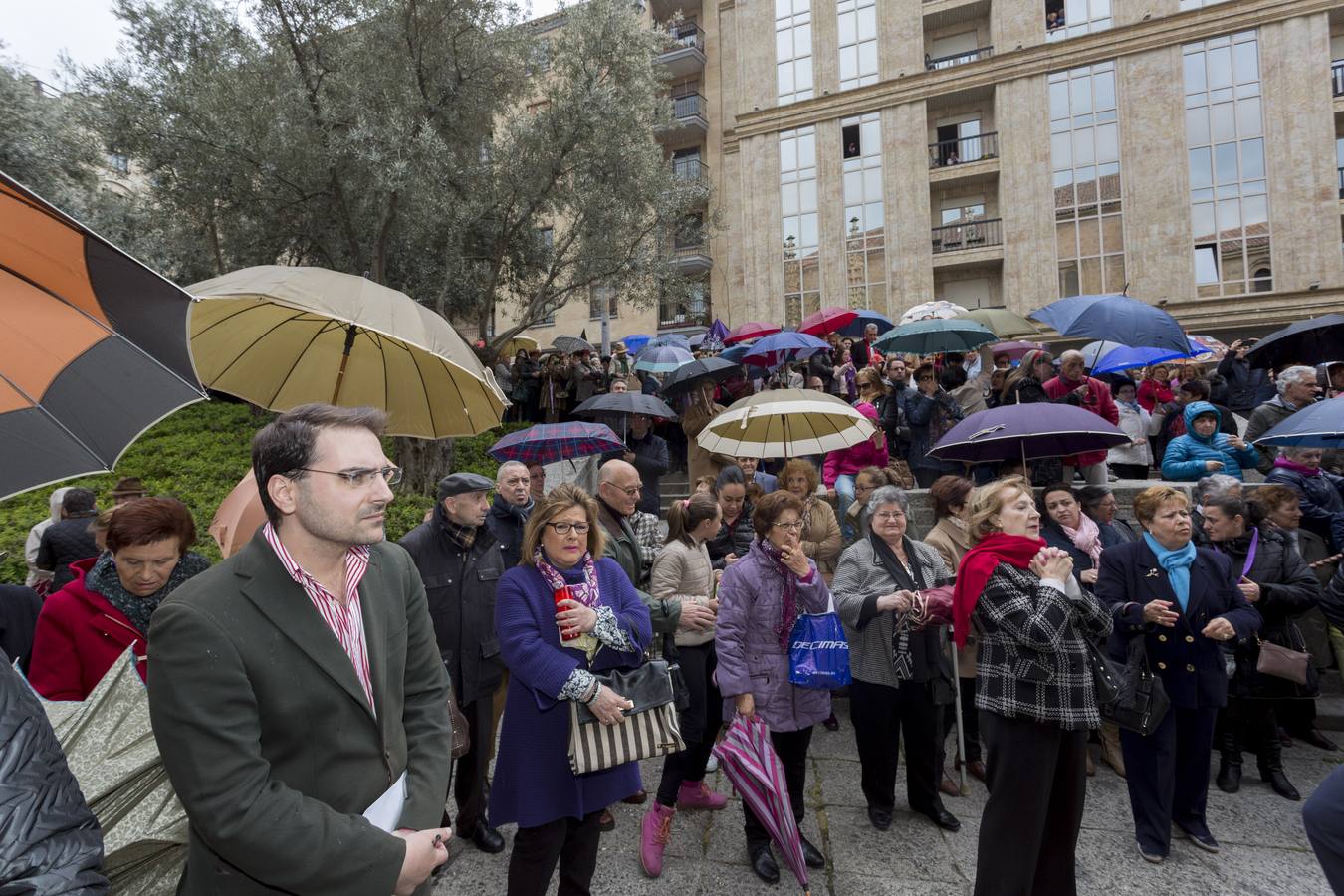 Procesión del Cristo de los Milagros celebrada en Salamanca