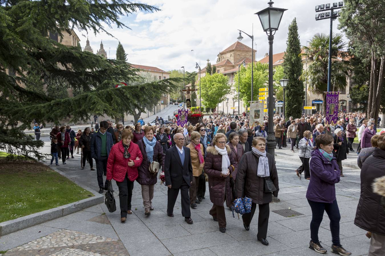 Procesión del Cristo de los Milagros celebrada en Salamanca