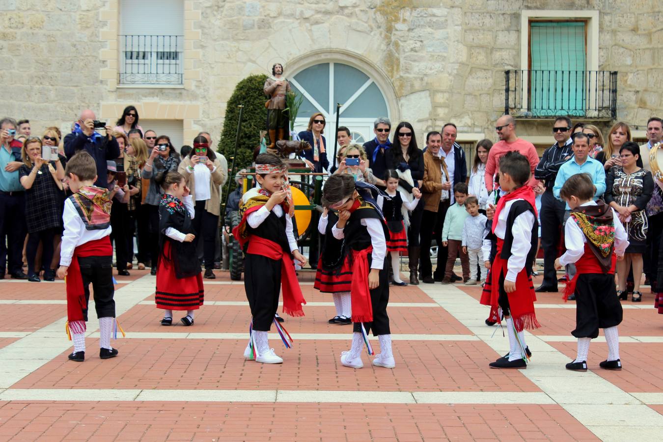 Villaviudas celebra sus fiestas patronales en honor a San Isidro Labrador