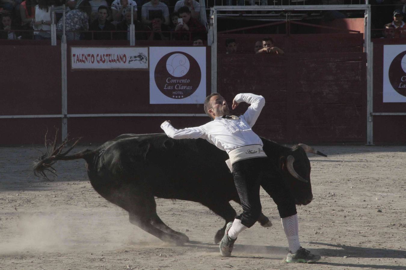 Primer concurso de cortes del Milenario de Peñafiel (1/2)