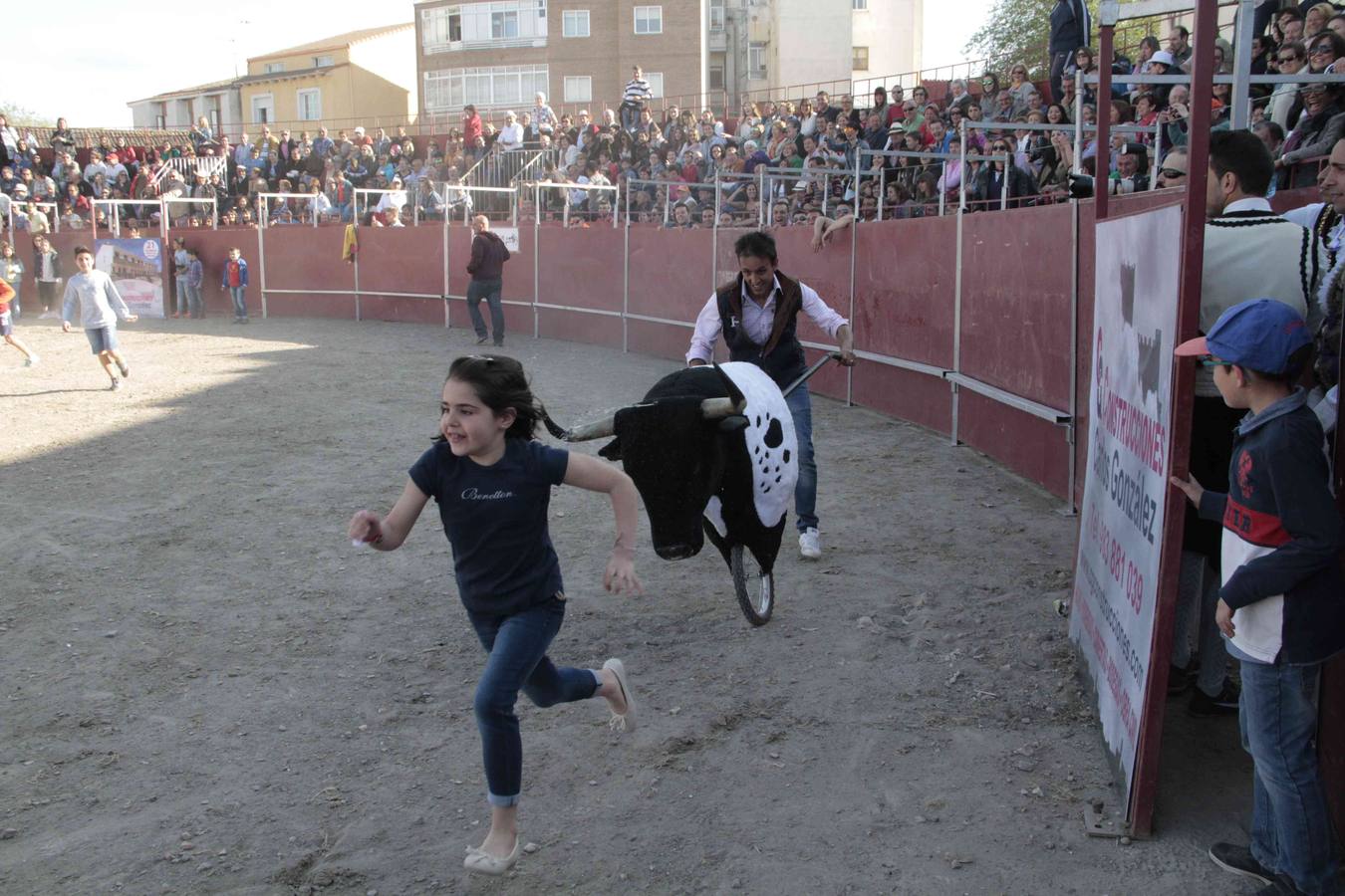Primer concurso de cortes del Milenario de Peñafiel (1/2)