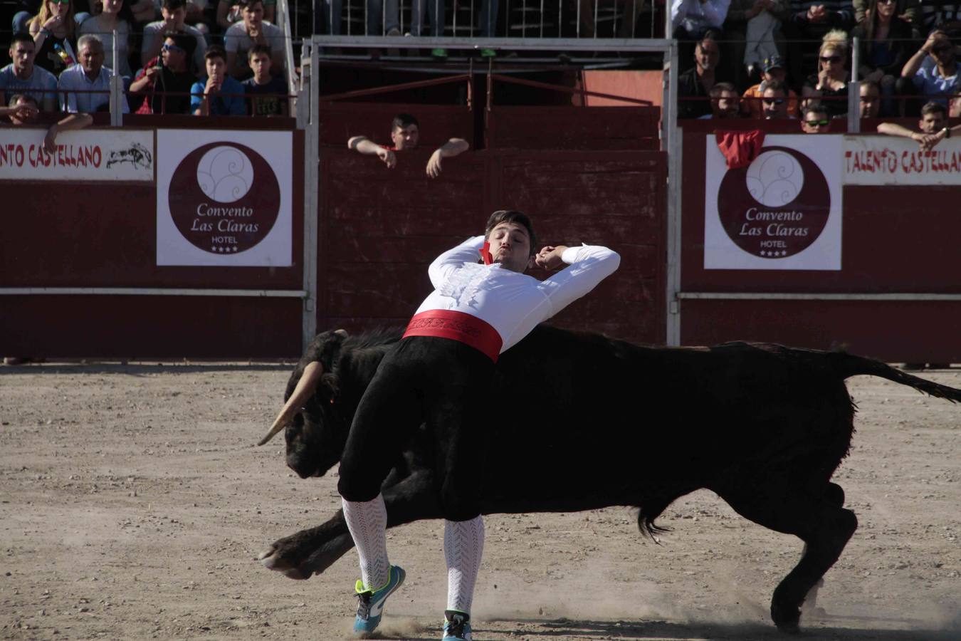 Primer concurso de cortes del Milenario de Peñafiel (1/2)