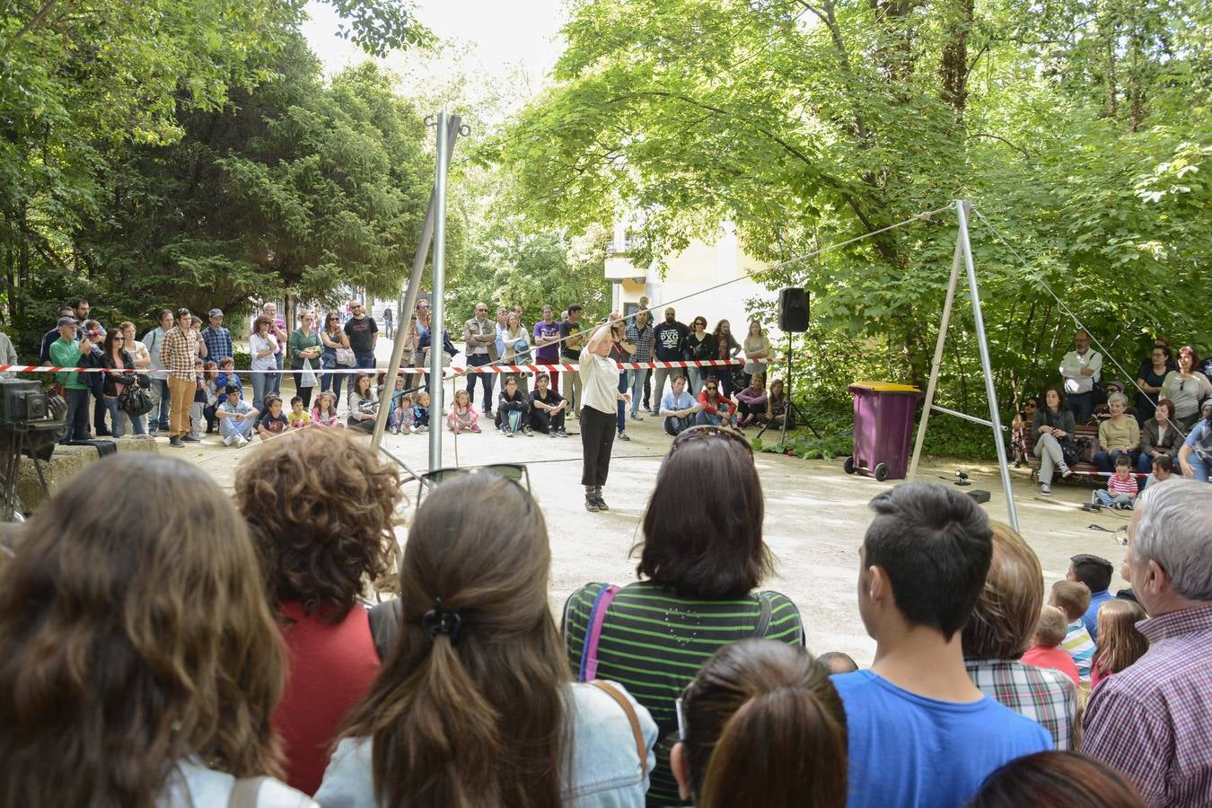 Actuación de Cirque Barbette en el Campo Grande.