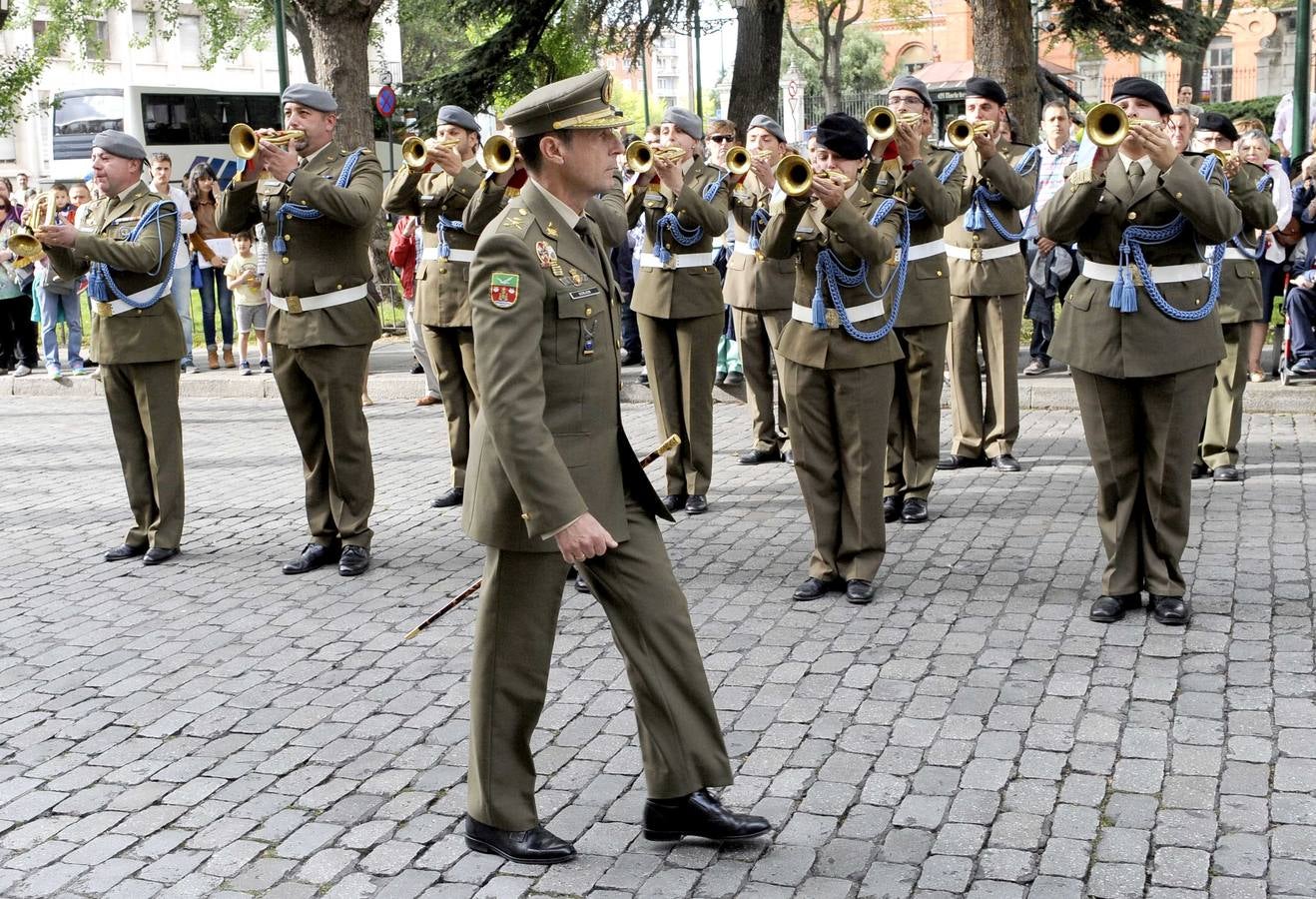 Una exhibición de equipos y vehículos cierra la Semana de las Fuerzas Armadas en Valladolid