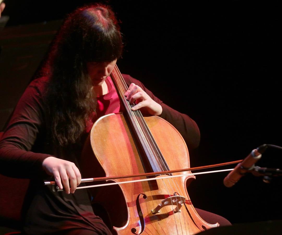 Recital poético de Juan Carlos Mestre en el Aula de Cultura de El Norte de Castilla