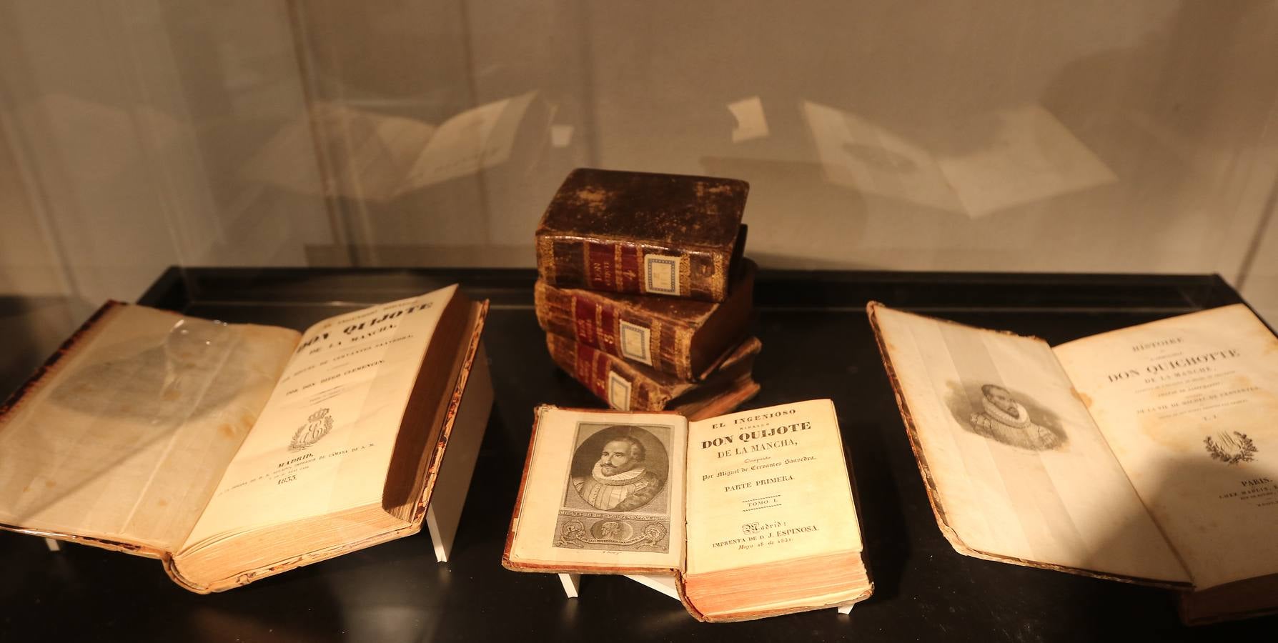 La Casa Revilla acoge una exposición de ediciones del &#039;Quijote&#039;