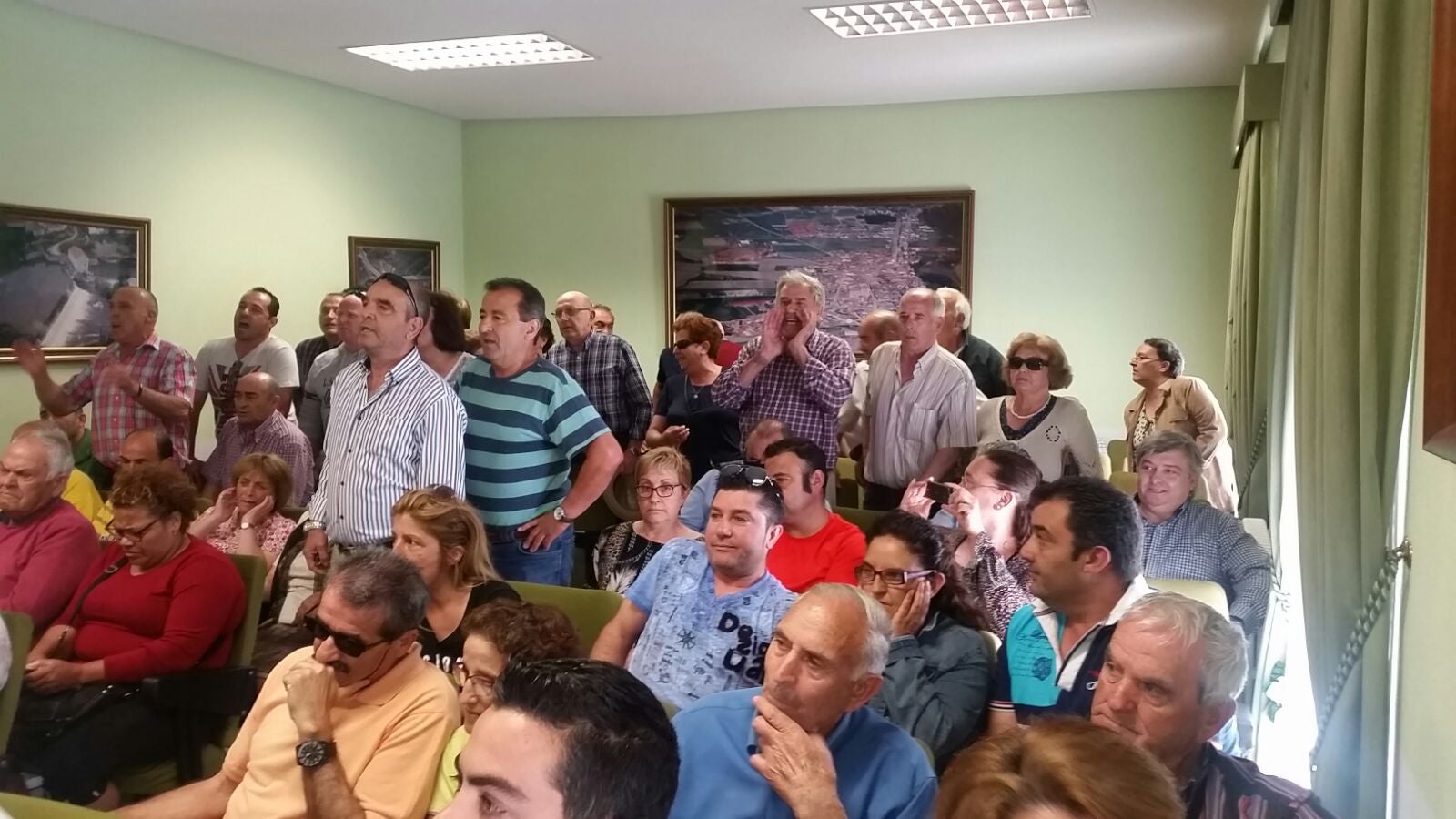 Tensión en el Ayuntamiento de Valdestillas