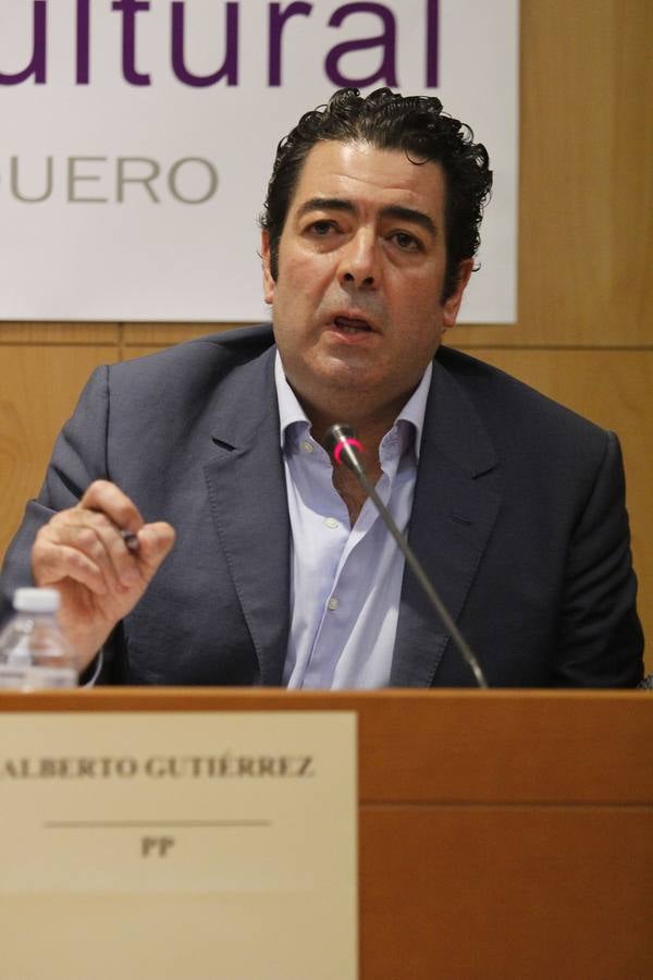 Los candidatos al Congreso por Valladolid participan en un debate en Laguna de Duero