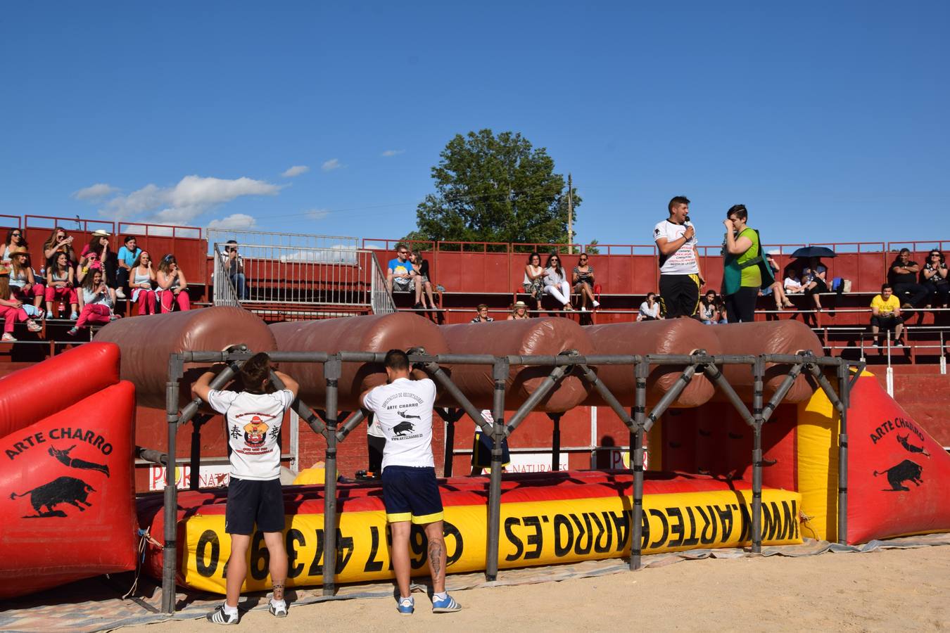 Humor y diversión en el día grande de las fiestas de Guardo (Palencia)