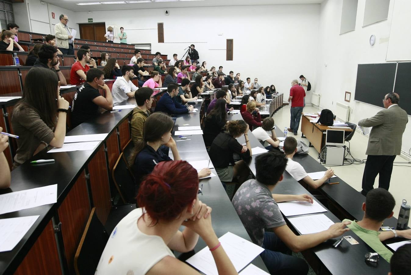 La última selectividad para las estudiantes salmantinos (2/2)