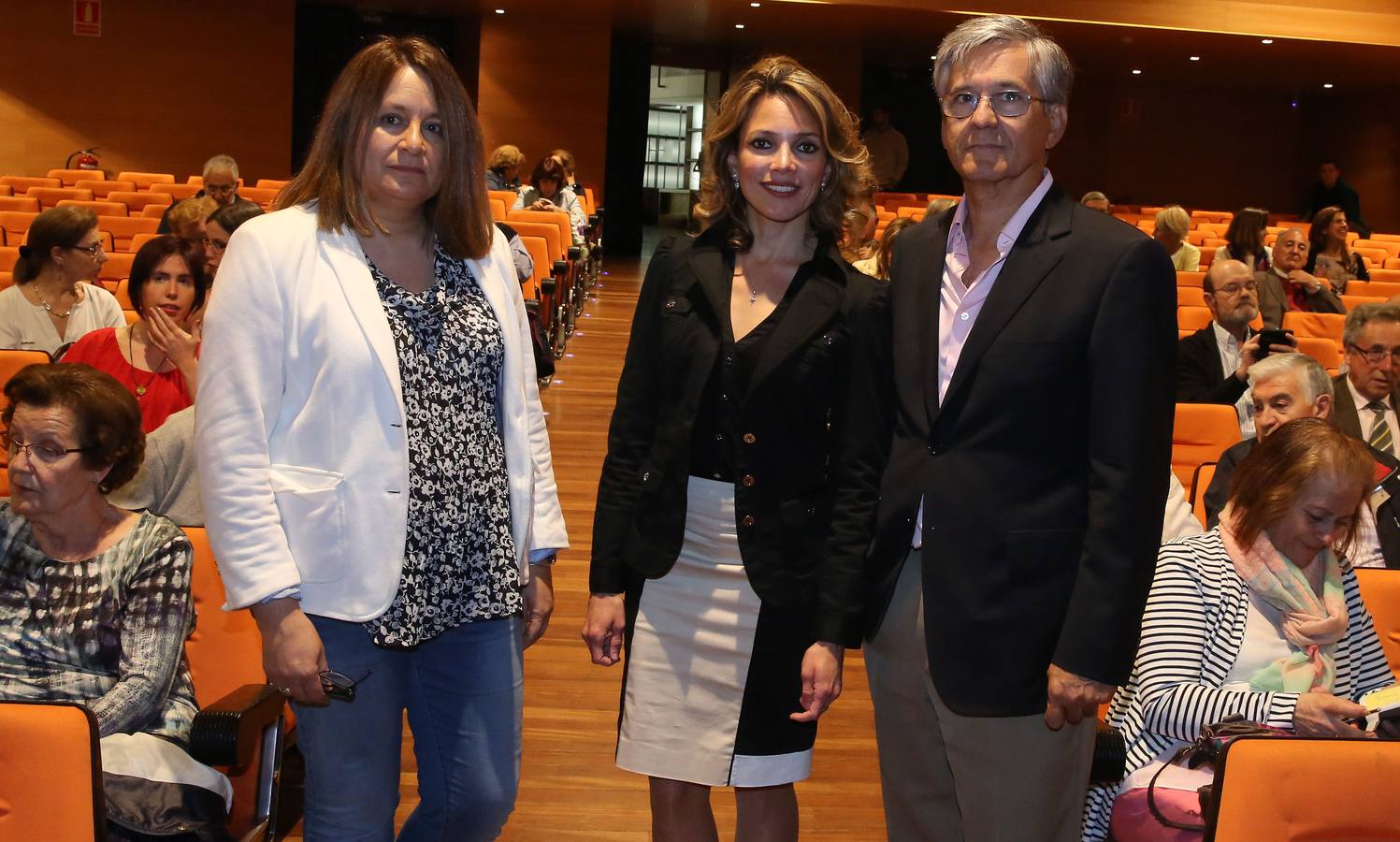 La doctora Virginia Galeazzi repasa los avances en oncología en las Aulas de la Salud de El Norte de Castilla