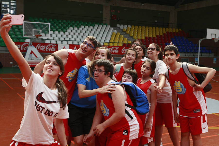 Arranca en Salamanca el campus de baloncesto Marta Fernández