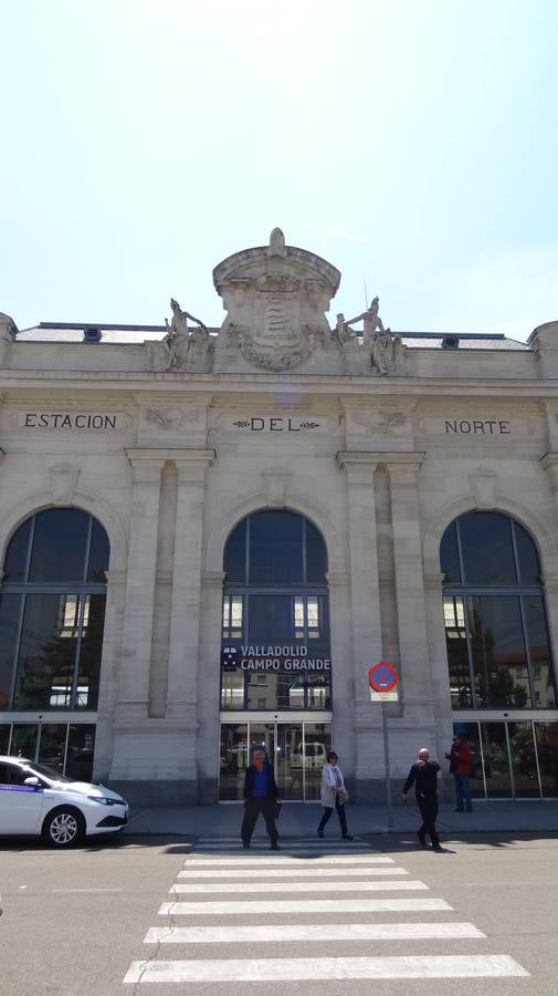 Fachada de la estación del Norte.