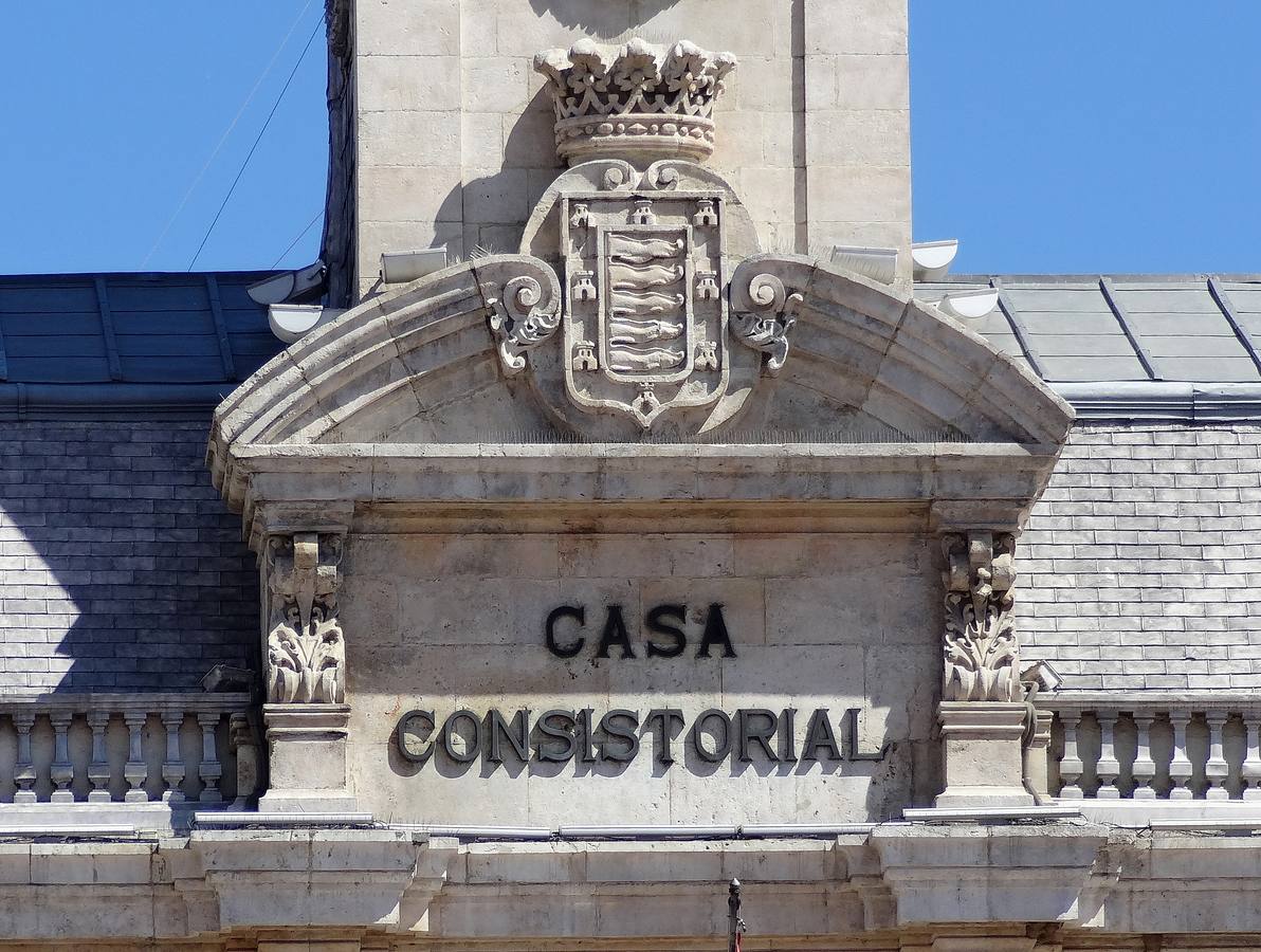 Detalle de la fachada de la Casa Consistorial.