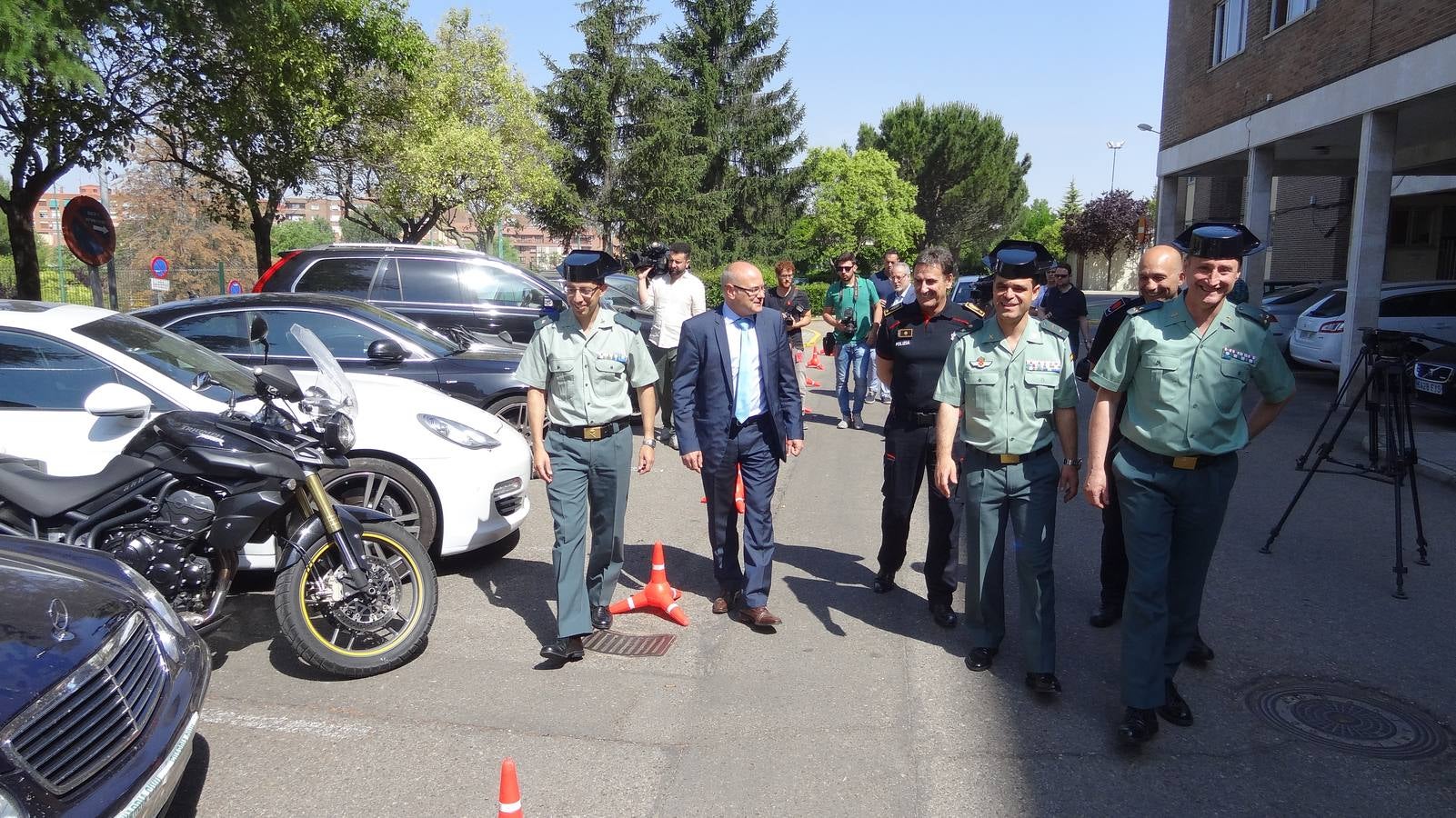 Material incautado en la mayor operación contra la distribución de drogas sintéticas en el noroeste de España