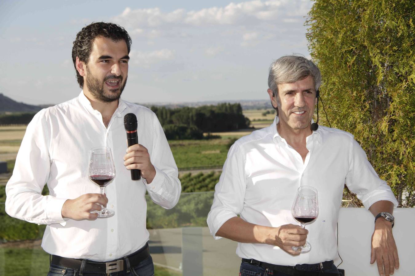 La Bodega Cepa 21 abre sus puertas al Club de Catas de El Norte de Castilla (2/2)