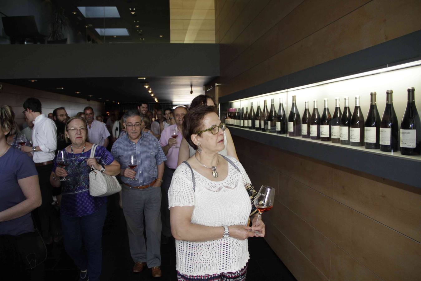 La Bodega Cepa 21 abre sus puertas al Club de Catas de El Norte de Castilla (2/2)