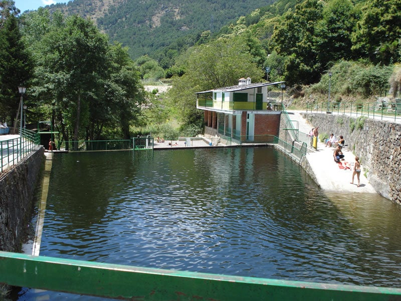 Piscina natural de Mijares (Ávila).