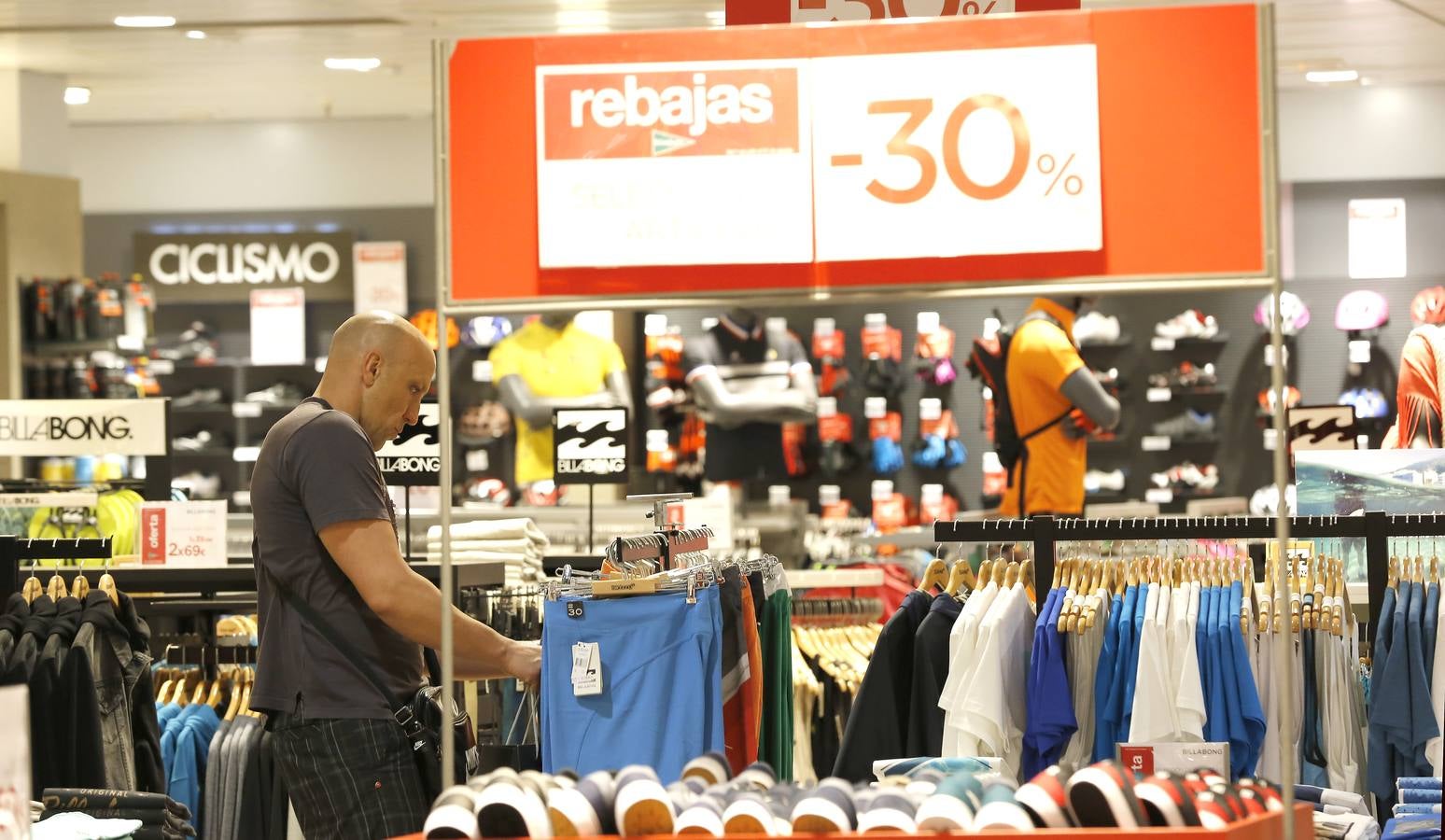 Arrancan las rebajas de verano en Valladolid