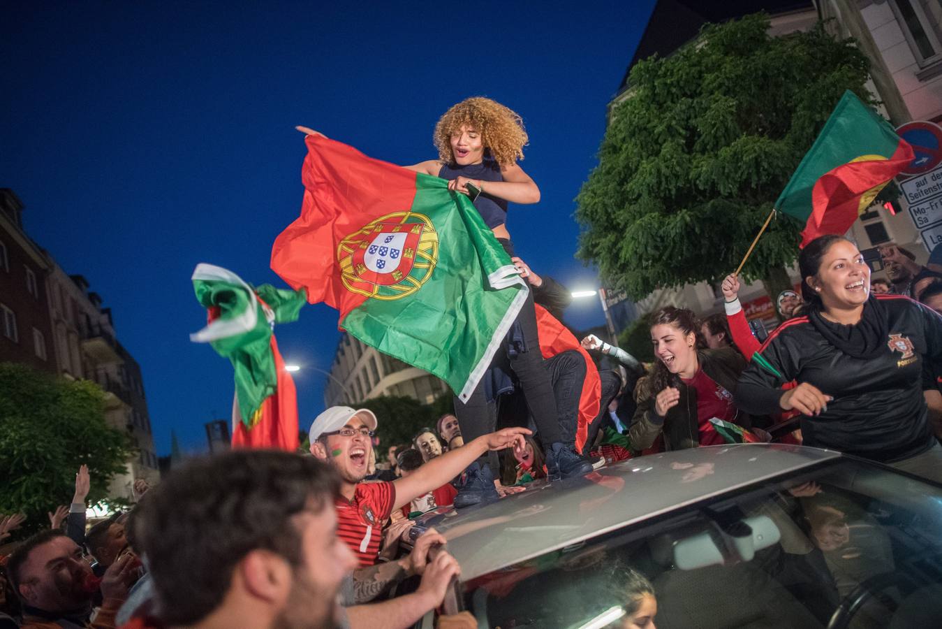 Portugal enloquece con el pase a la final de la Eurocopa