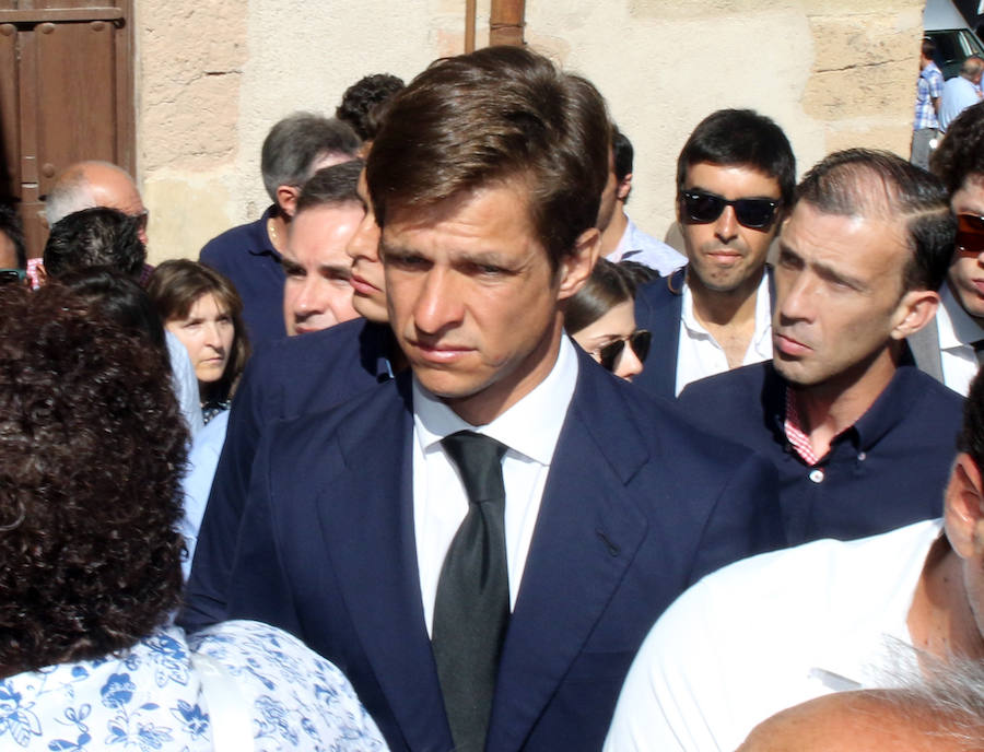 Funeral en Sepúlveda (Segovia) por el torero Víctor Barrio (1/2)