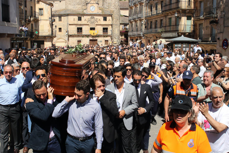 Funeral en Sepúlveda (Segovia) por el torero Víctor Barrio (2/2)