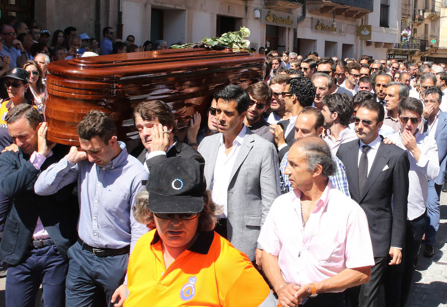 Funeral en Sepúlveda (Segovia) por el torero Víctor Barrio (2/2)