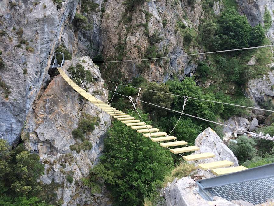 Puentes sobre el Cares en la via Ferrata