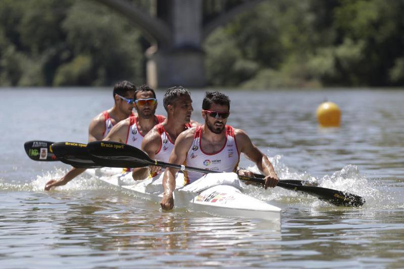 Regata k-4 en el río Pisuerga