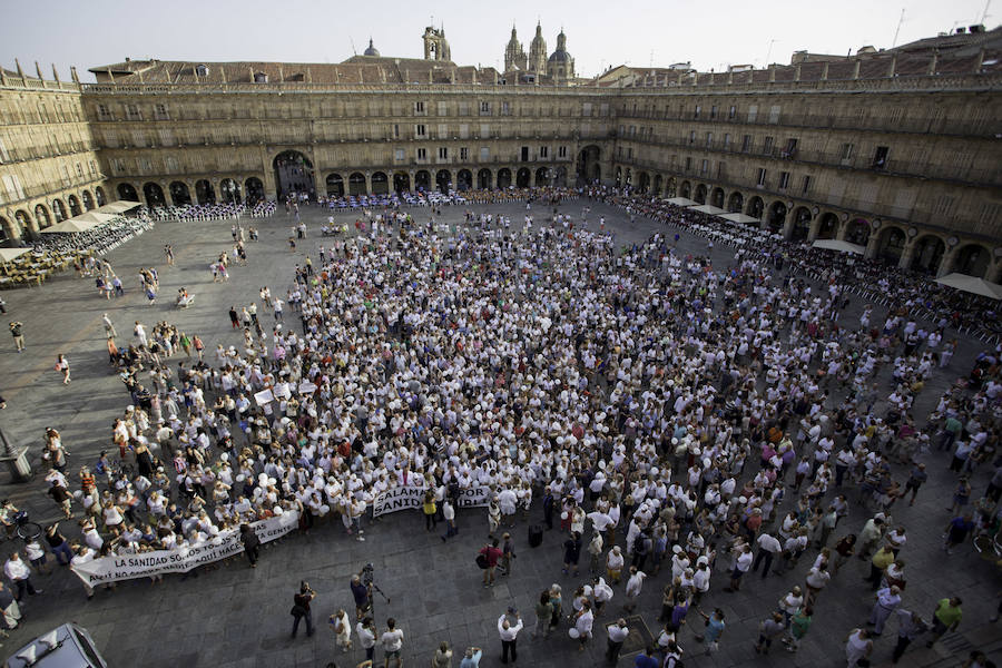 &#039;Marea Blanca&#039; por una Sanidad Pública Digna en Salamanca