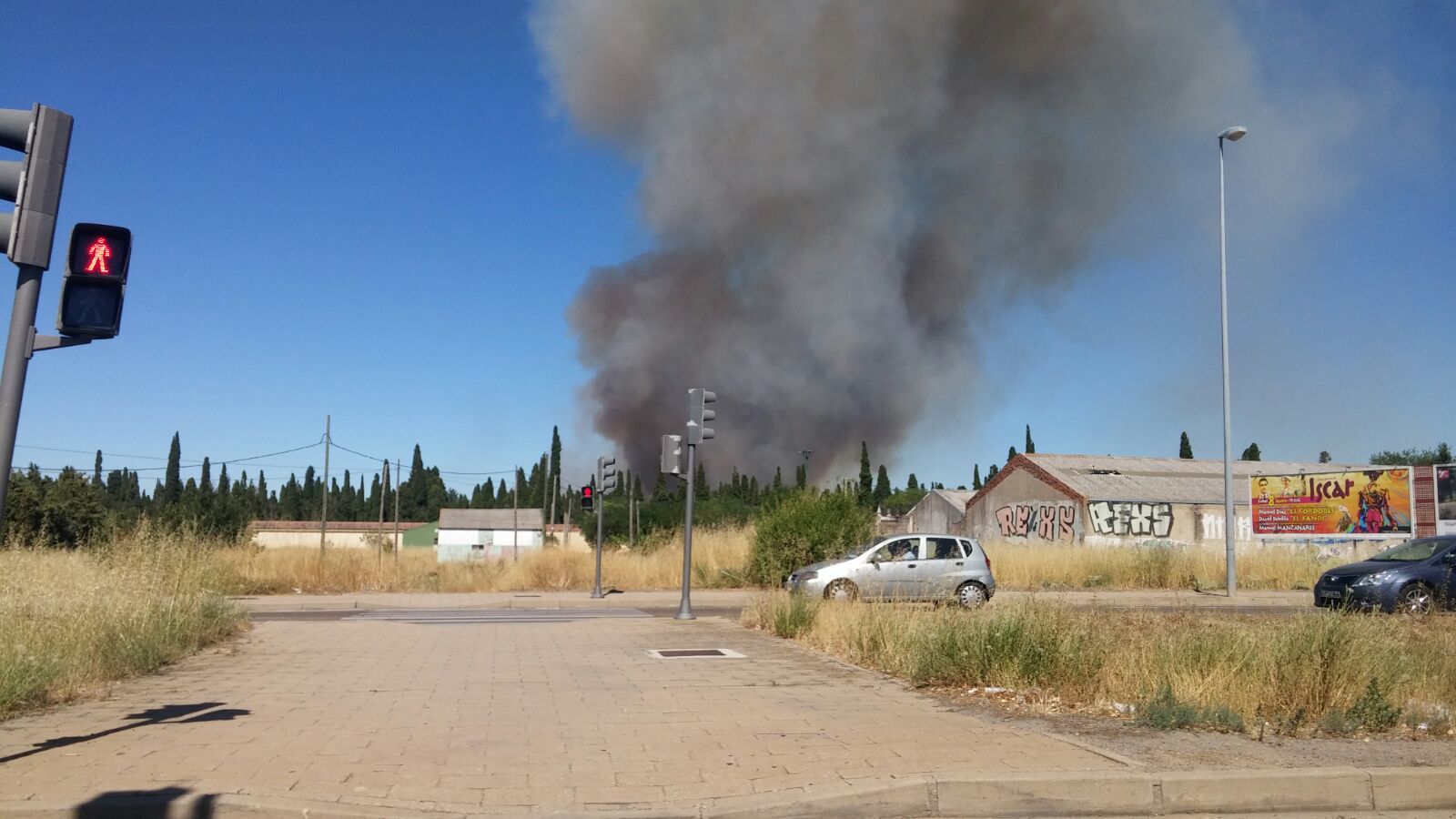 Una gran columna de humo causa alarma en Valladolid