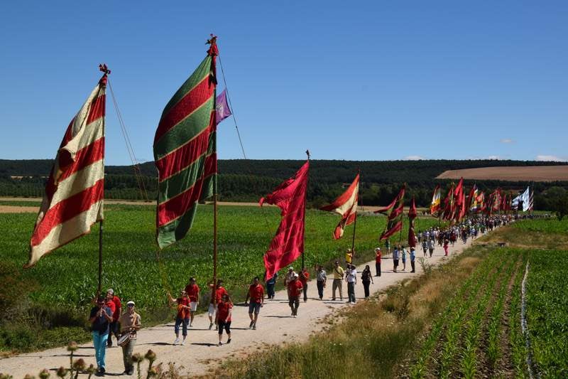 I Encuentro de Pendones en Poza de la Vega (Palencia)