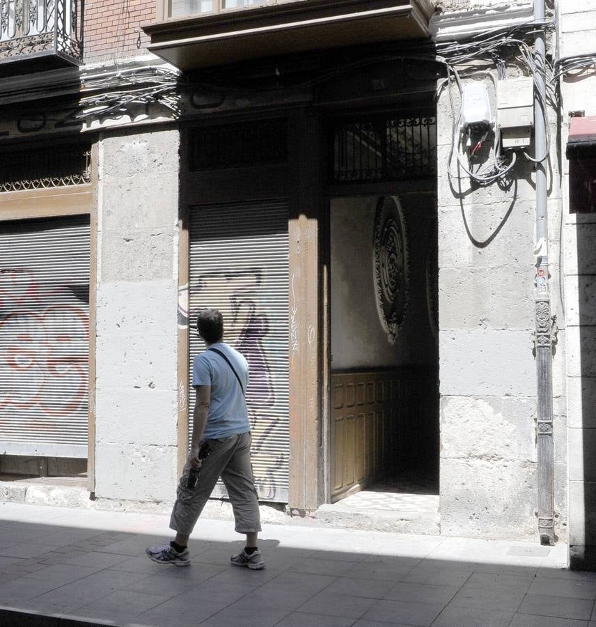 Hallados restos óseos humanos en una vivienda de la calle Macías Picavea de Valladolid