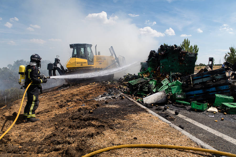Incendio de un camión en la provincia de León