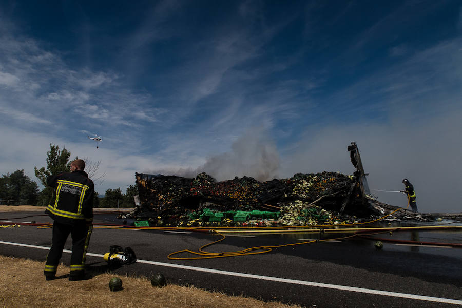 Incendio de un camión en la provincia de León