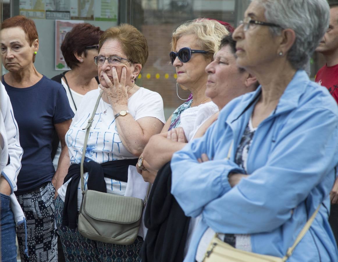 Comienza el derribo del colegio San Juan de la Cruz de La Rondilla