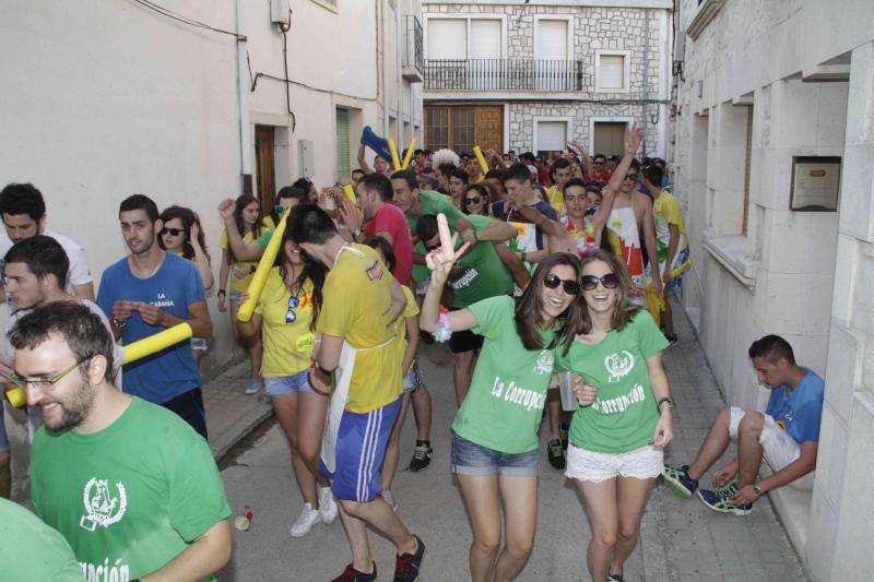 Fotos 1. Chupinazo y desfile de peñas en Campaspero