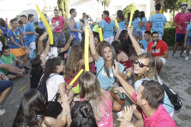 Fotos 1. Chupinazo y desfile de peñas en Campaspero