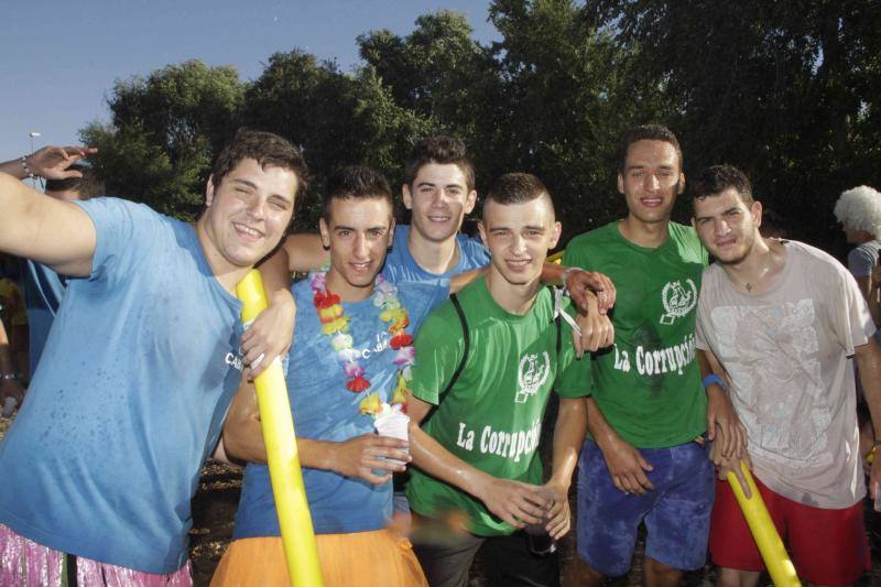 Fotos 1. Chupinazo y desfile de peñas en Campaspero