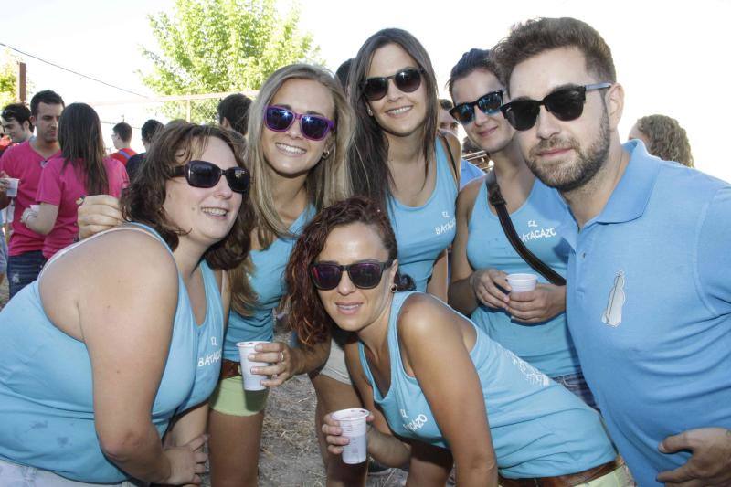 Fotos 1. Chupinazo y desfile de peñas en Campaspero