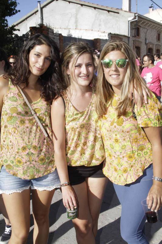 Fotos 2. Chupinazo y desfile de peñas en Campaspero