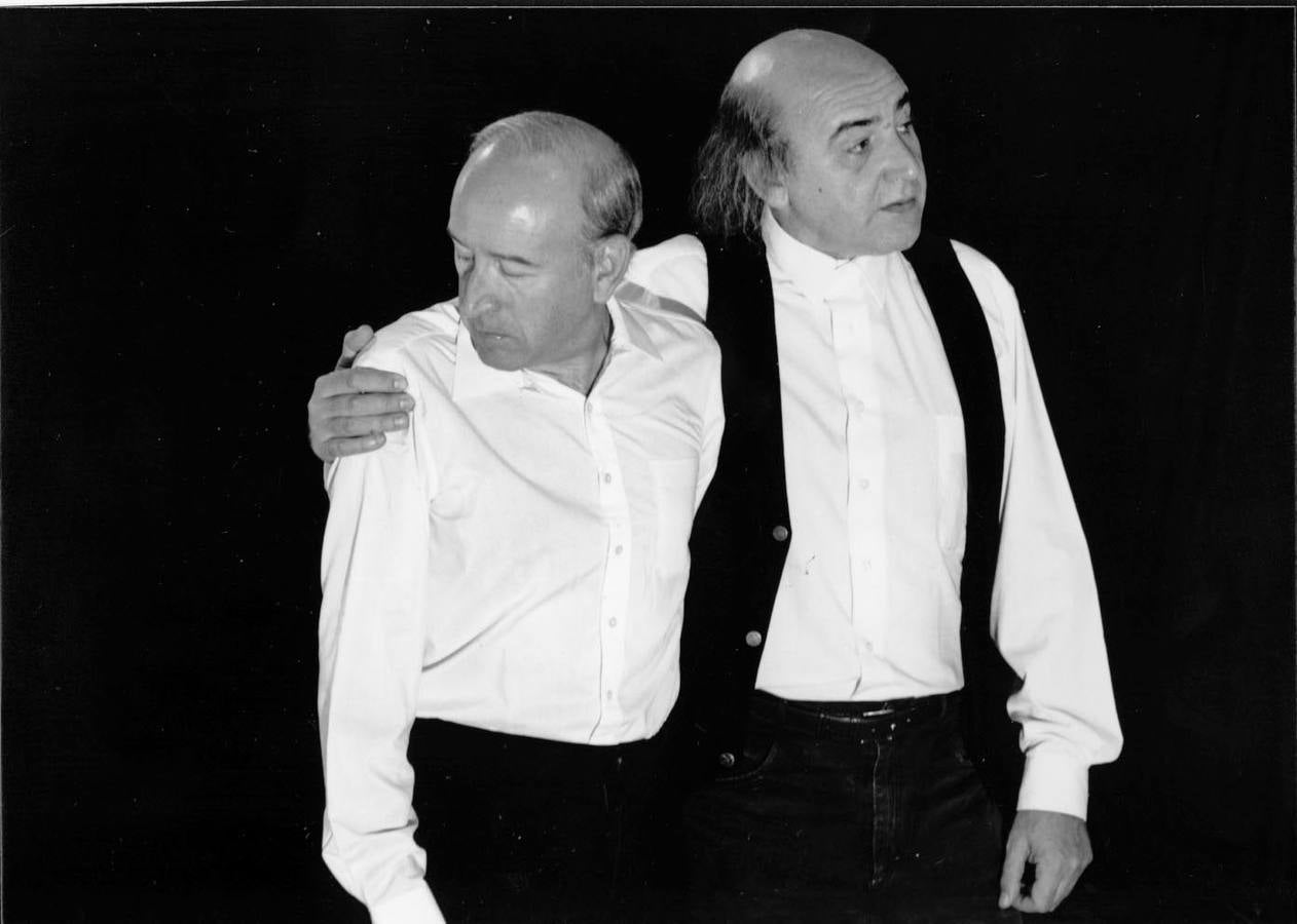 08.12.93 En una escena de la Obra de Teatro "Sonatas de Espectros", de la Compañía vallisoletana, Juan Antonio Quintana.