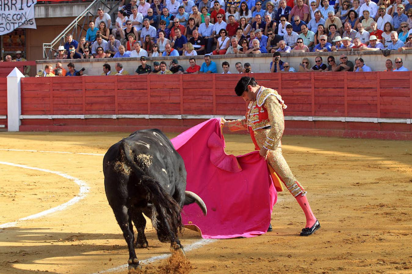 Corrida en Cantalejo en honor a Víctor Barrio (1/2)