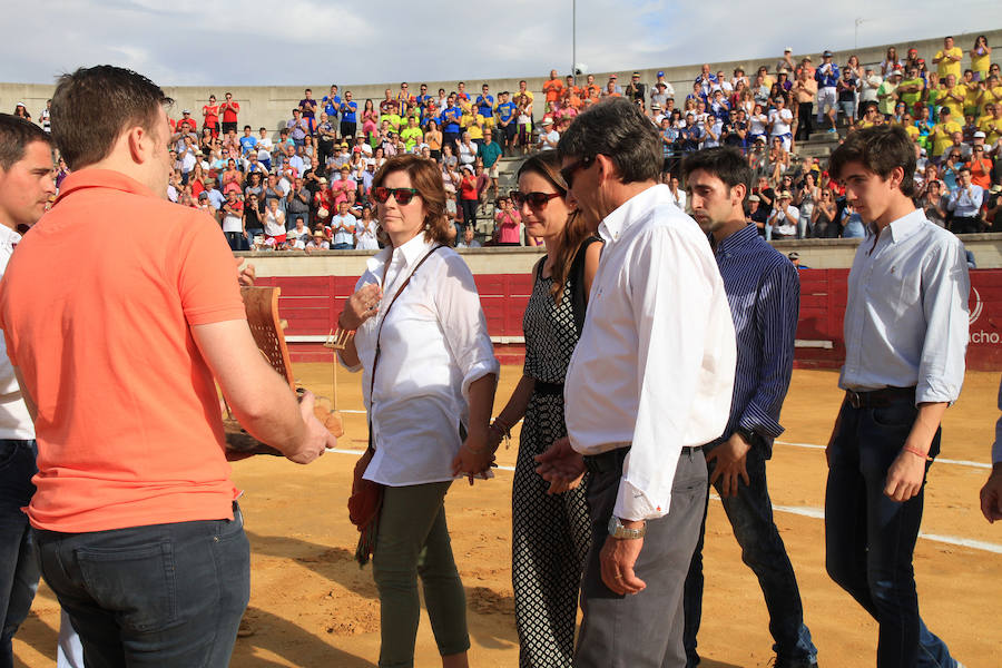 Corrida en Cantalejo en honor a Víctor Barrio (2/2)