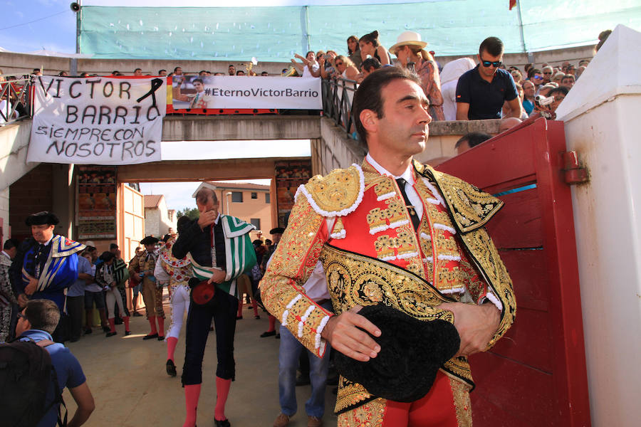 Corrida en Cantalejo en honor a Víctor Barrio (2/2)